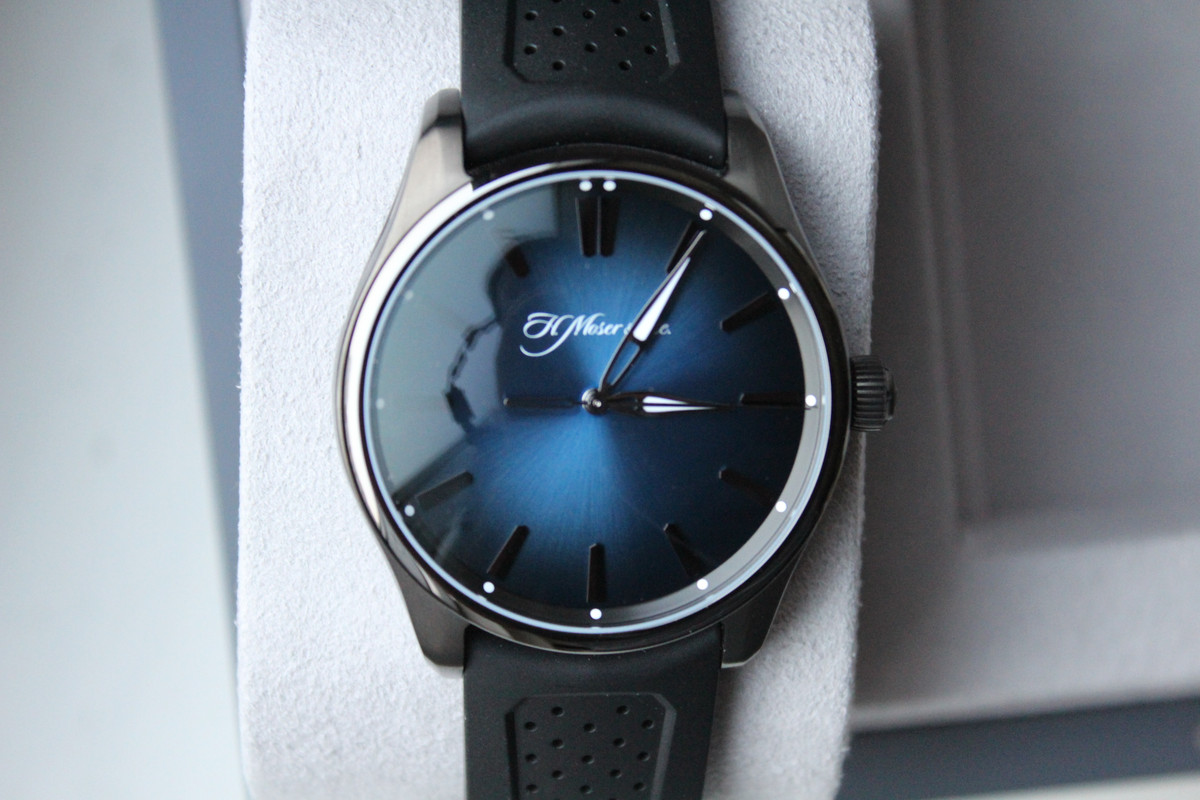 Clhong quartz best sale watch price