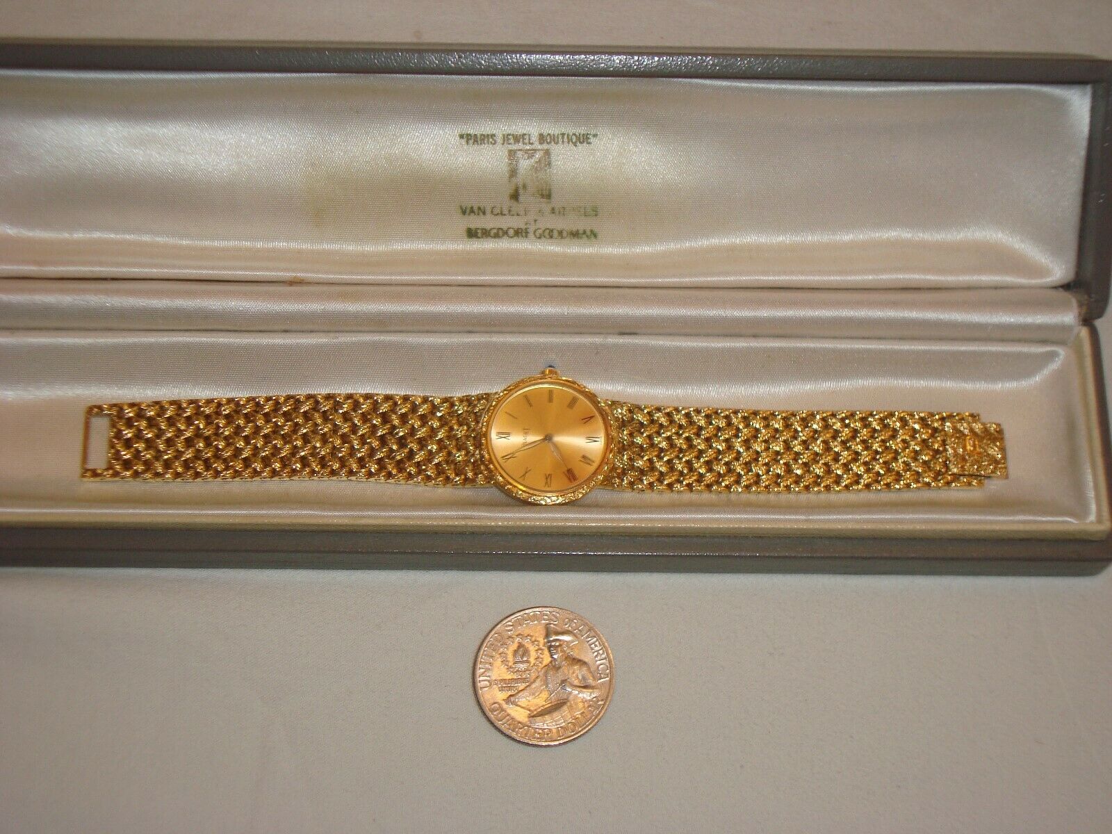 Piaget 1969 vintage 18K yellow gold ladies watch w mechanical