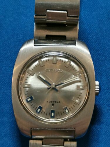 Seiko Vintage 17 Jewel Manual Wind Men s Watch 66 6000. 1973