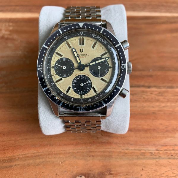 SOLD Extremely Rare Universal Geneve Aero Compax 22703/4 | WatchCharts ...