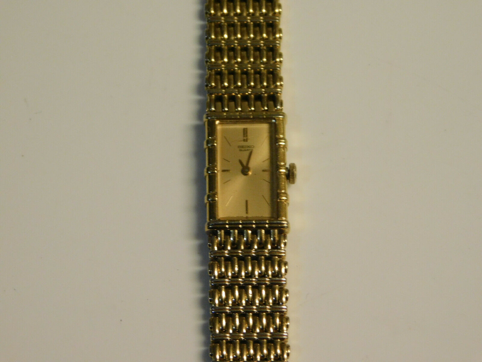 Vintage Seiko 2E20-5079 Ladies Watch (Rare Model) | WatchCharts