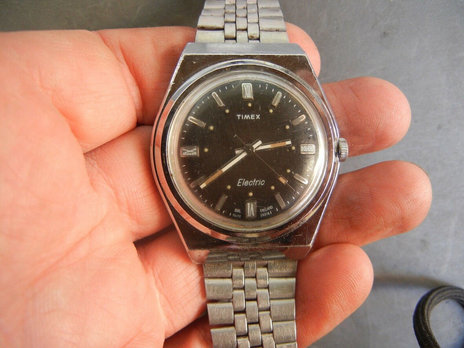 Vintage timex on sale electric watch battery