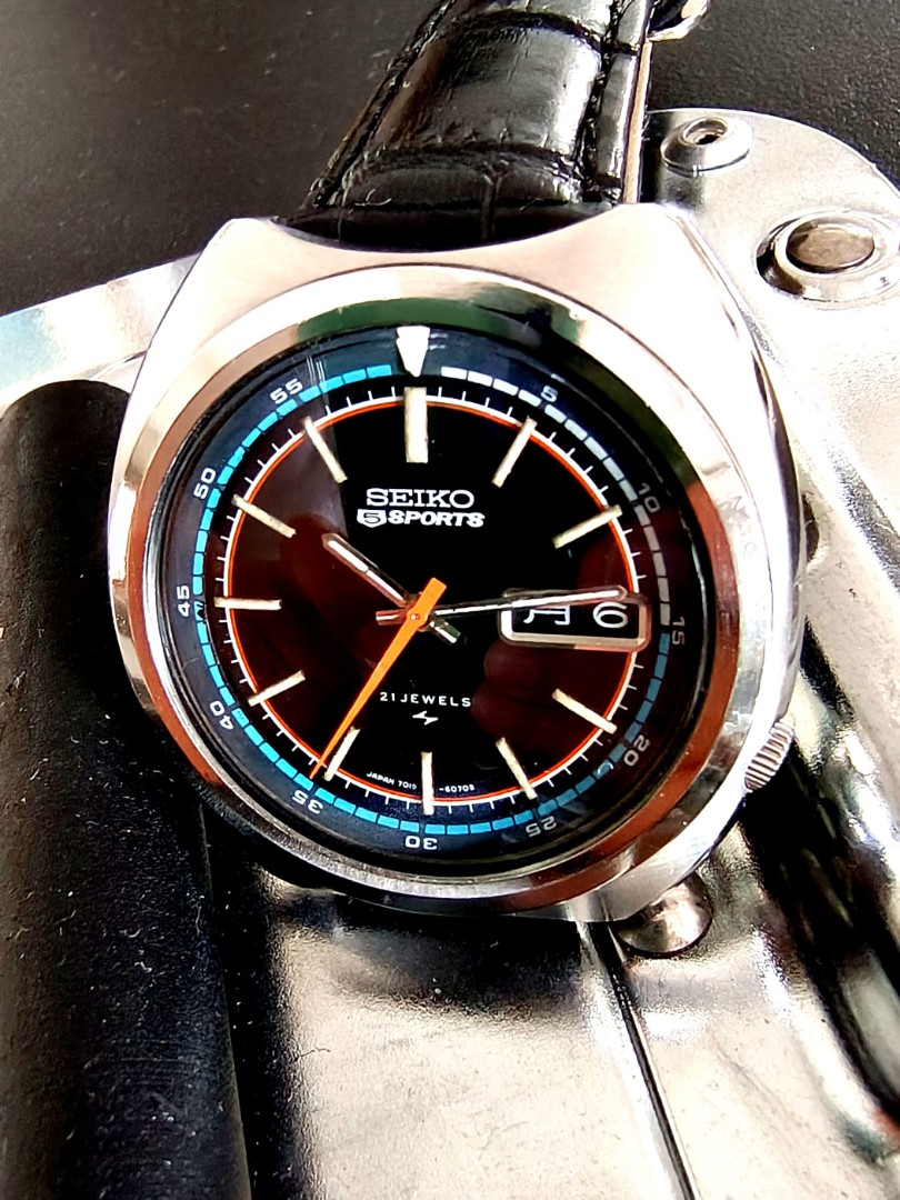 Seiko 5 Sports 7019 6040