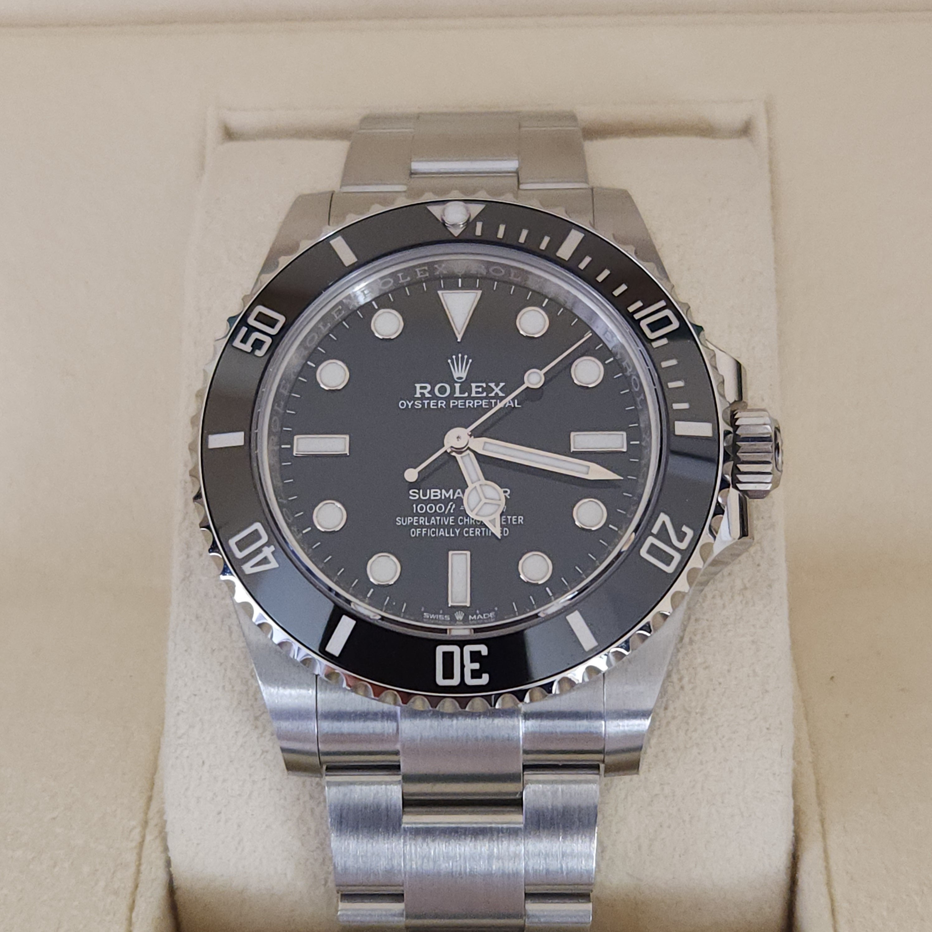 NEW 2023 Rolex Submariner 41mm Black Dial Oyster w Box and Papers