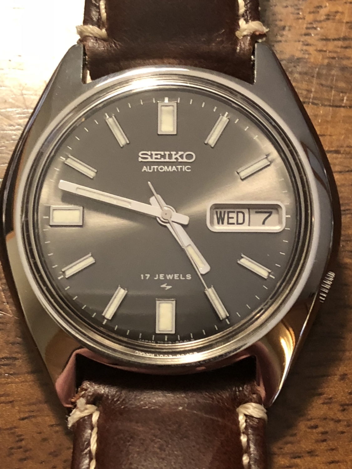 SEIKO Anthracite Vintage NOS w Box 7009 8049 WatchCharts