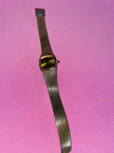 VINTAGE OMEGA LADIES BRACELET WATCH 21 rubis Antimagnetic NOT