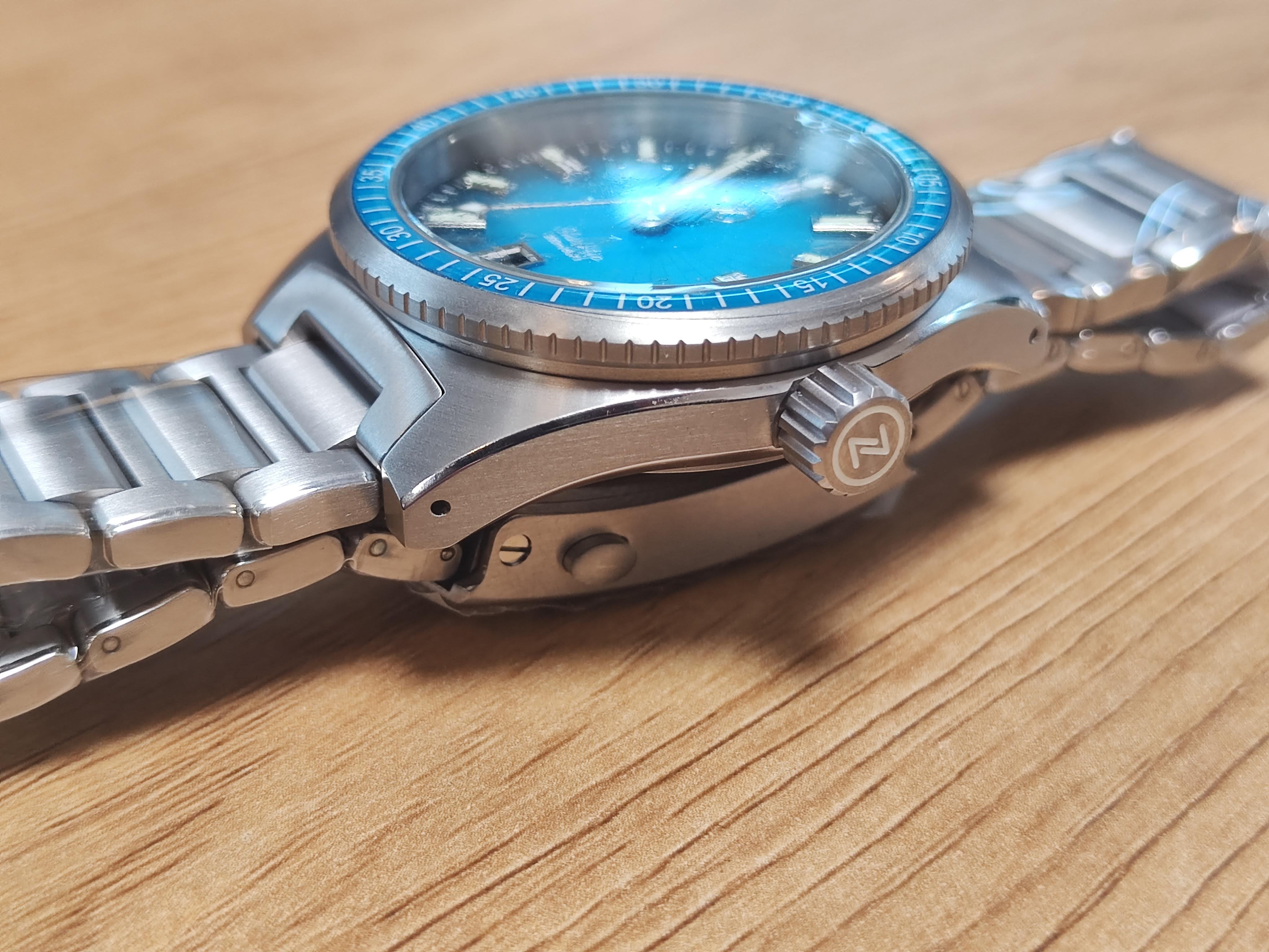 Zelos Blacktip 200m Ti Teal Mosaic MOP | WatchCharts Marketplace