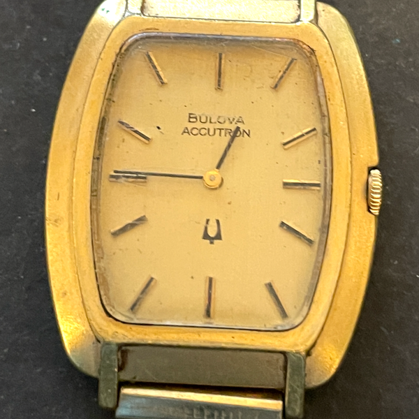Montre Bulova Accutron Vintage à Quartz Homme - à Réparer - Occasion Pour Collectionneurs