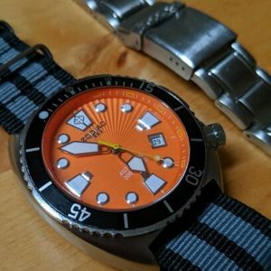 Zodiac Oceanaire ZO8002 Orange Diver Watch 1882 sea dragon v wolf 