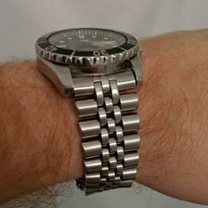 Seiko 5 Automatic Mens Watch SNZF17 on Jubilee bracelet | WatchCharts