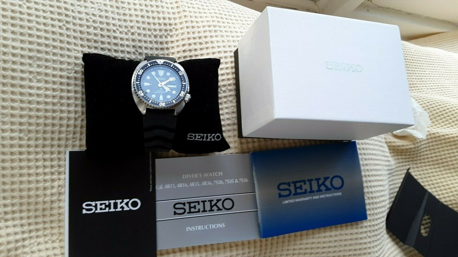 Seiko SRP777P9 Day Date Prospex Automatic Men s Watch New Seiko Band Light Use WatchCharts Marketplace