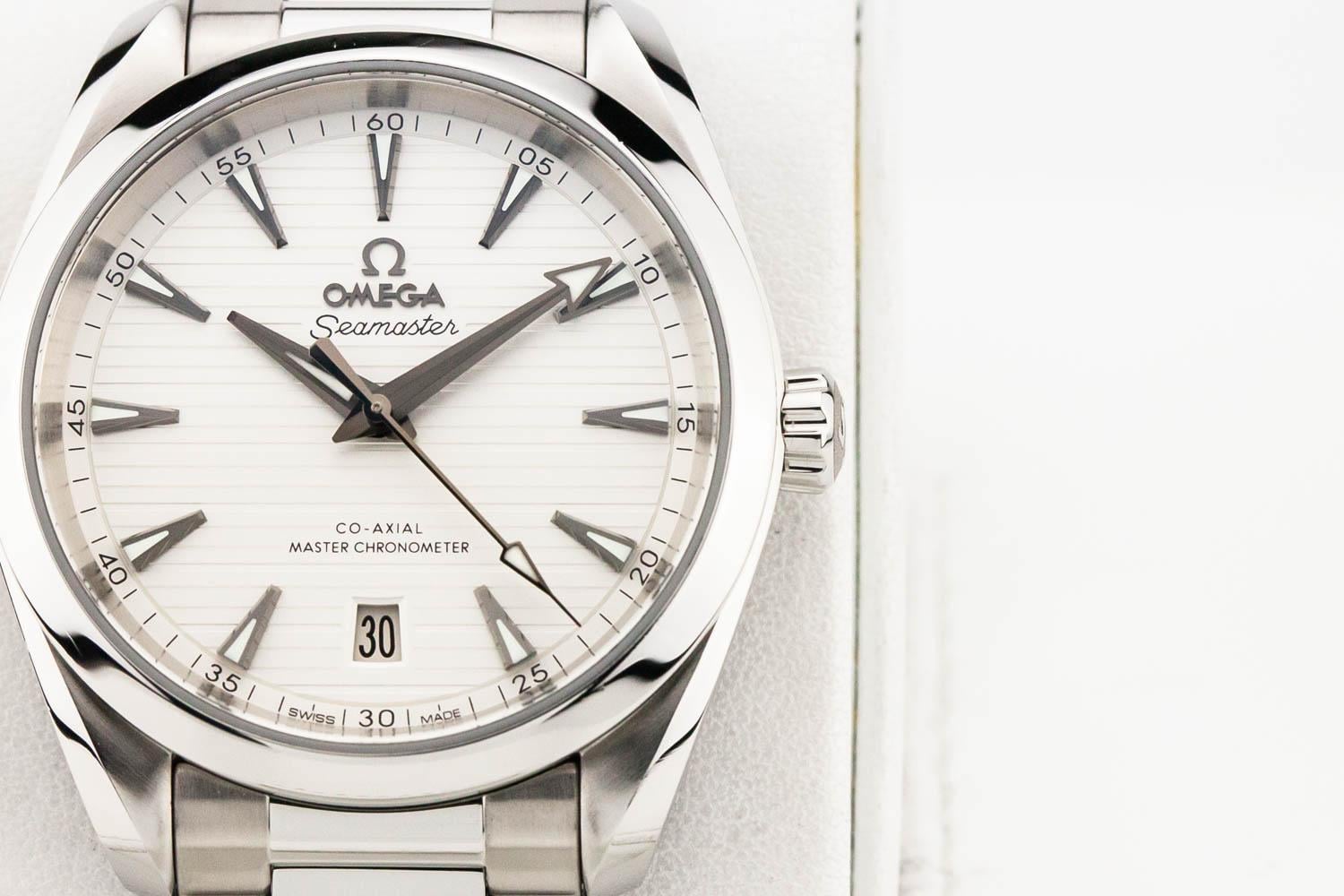 Omega aqua cheap terra 38mm white