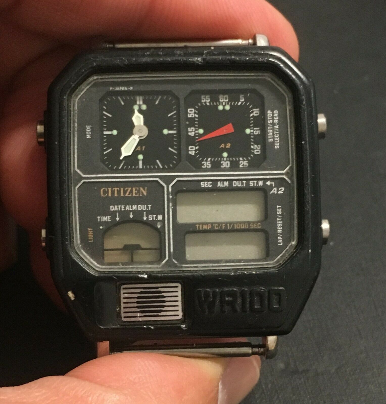 VINTAGE Citizen 8982 ANA DIGI TEMP WR100 lcd for parts or repair