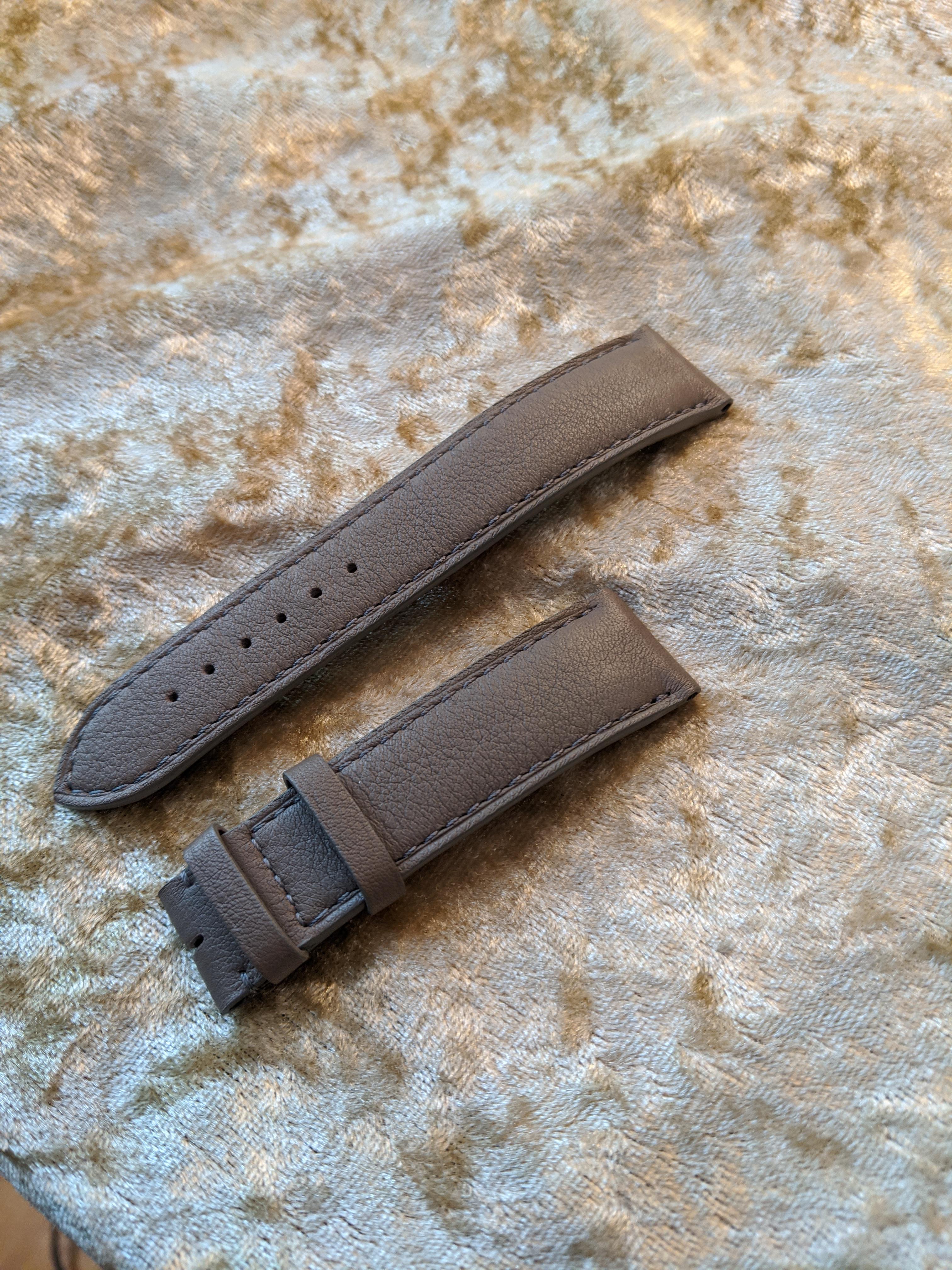 WTS] Camille Fournet Medium Gray Smooth Calf Strap - 20mm - Mint