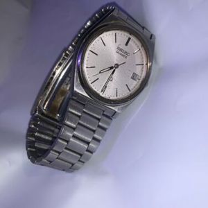 Seiko SQ Quartz Watch Stainless Steel Water Resistant 5H22-7A0L R 80S  Vintage | WatchCharts