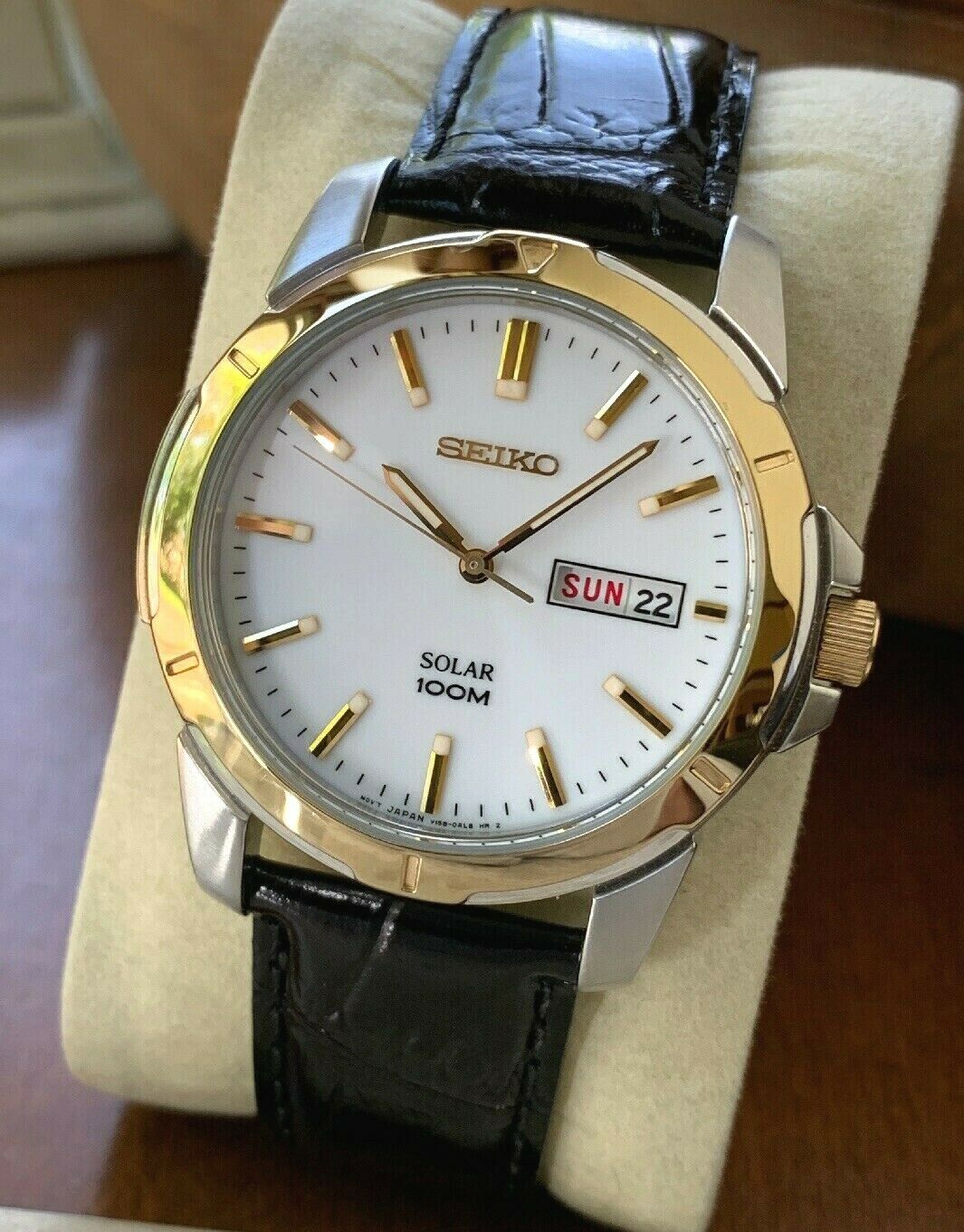 seiko solar day date sne102p9
