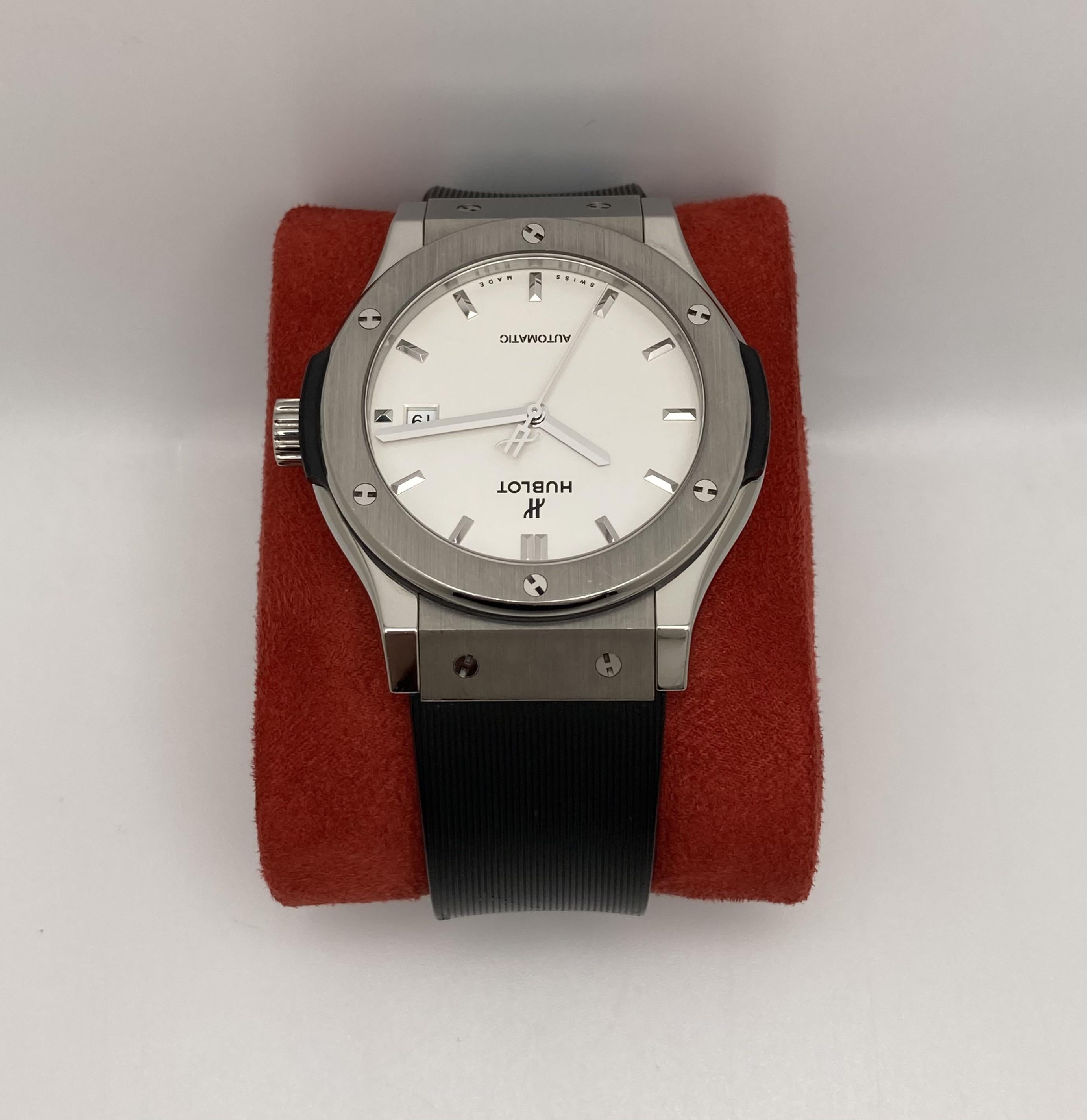 Classic Fusion Titanium 42mm Watches