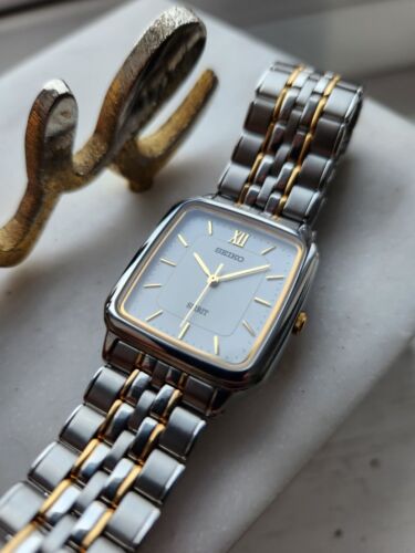 Vintage 1994, SEIKO SPIRIT QUARTZ, 7N01-5210 Mens Tank Watch