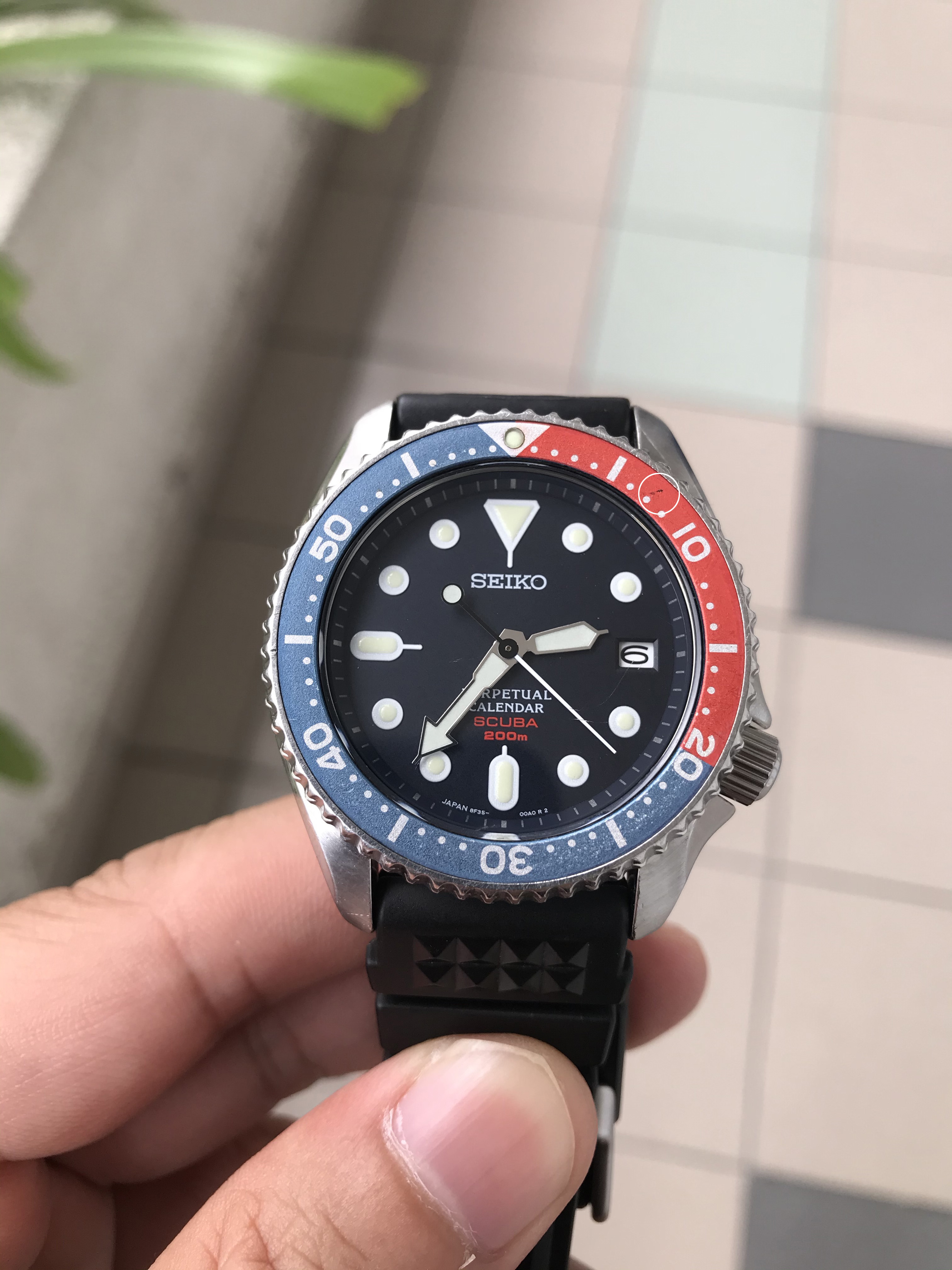 seiko solar 100m price