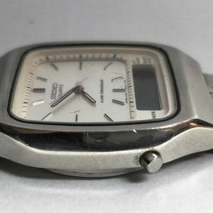 Vintage SEIKO H461-500A Analog & Digital Men's Japan Watch | WatchCharts