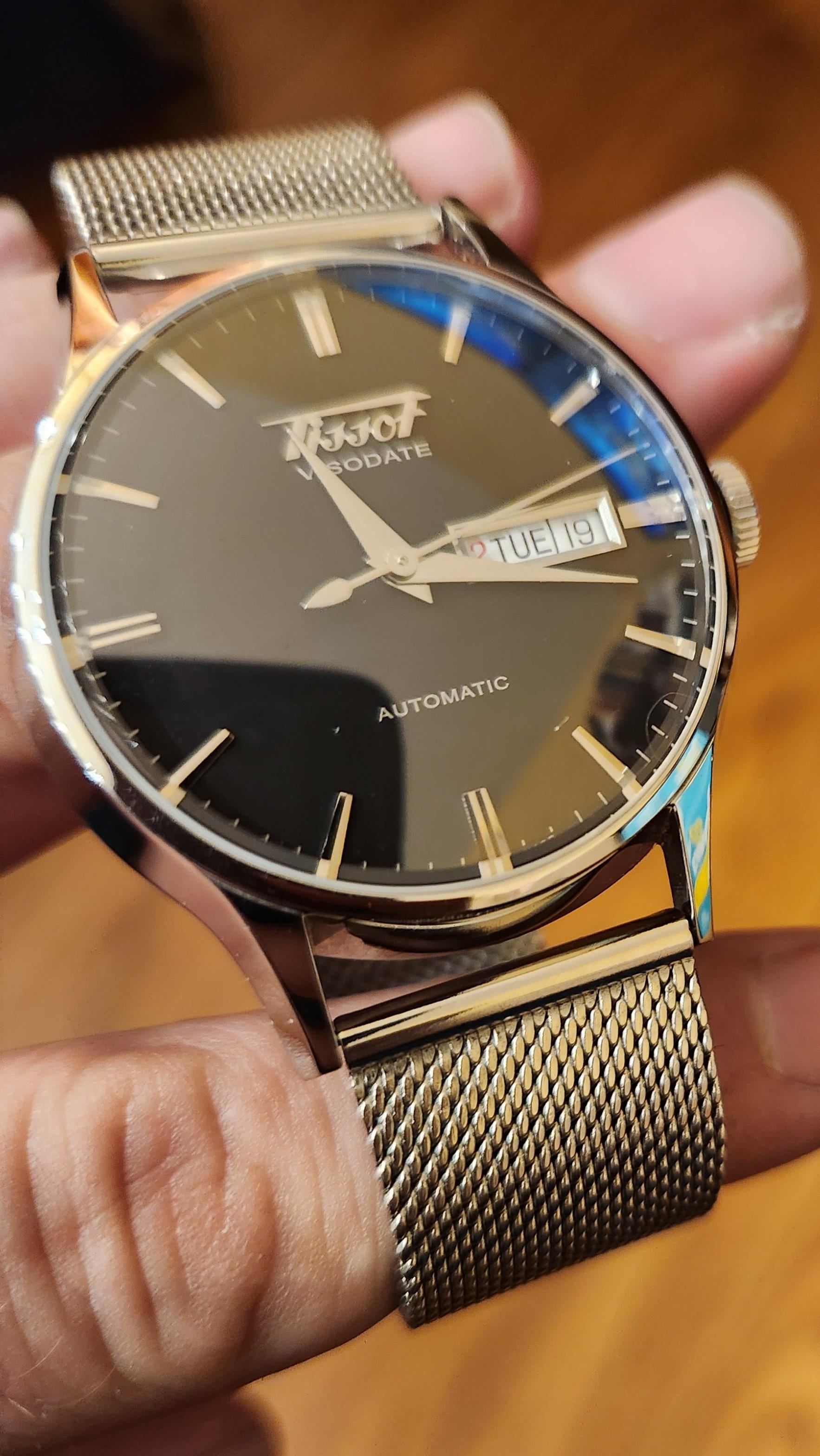 Tissot visodate shop black dial