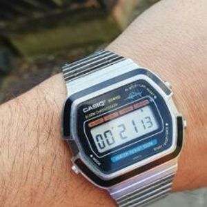 Rare Vintage Casio slim Marlin WS-720(145) Digital Watch.Casio