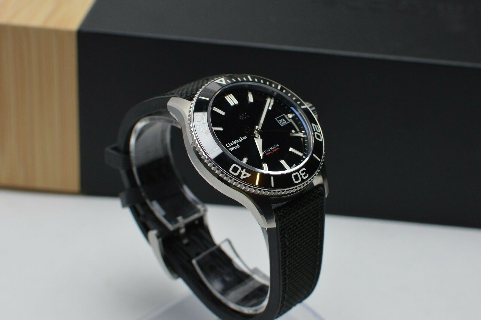 C60 trident pro hot sale 600 black