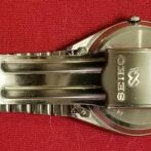 Vintage Seiko Quartz Day/Date Wrist Watch-8123-800A-5 Jewel 8123A Movement-Japan  | WatchCharts