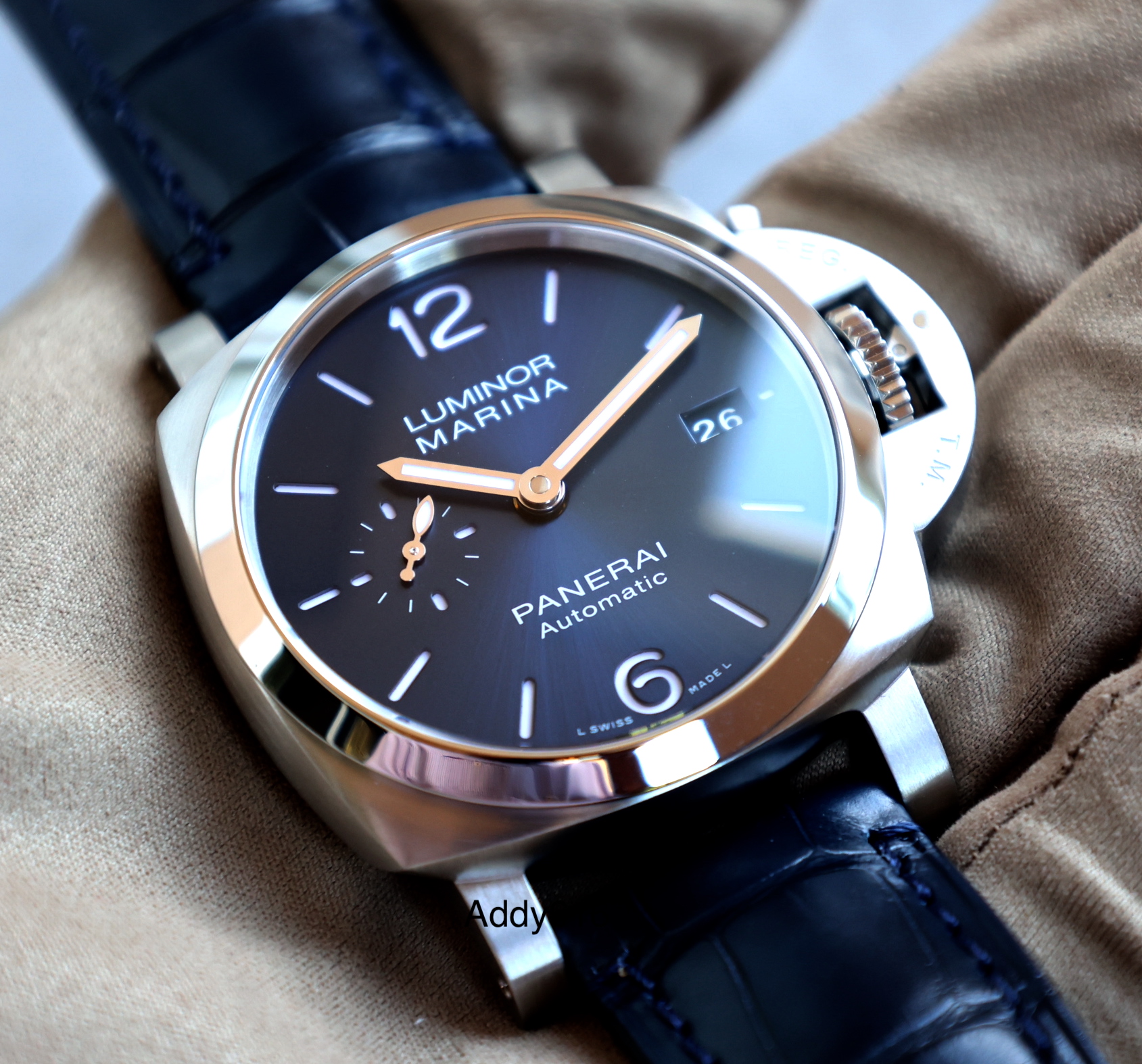 FSOT BNIB Panerai 1393 42mm Luminor Blue Dial PAM01393 PAM1393