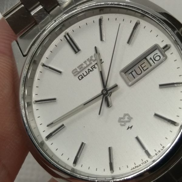 seiko sq 7123