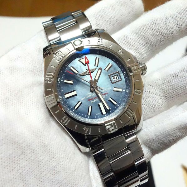 JAPAN LIMITED BREITLING AVENGER II GMT BLUE MOP MOTHER-OF