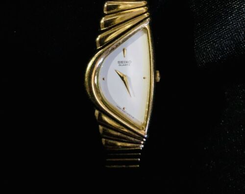 VINTAGE LADY ASYMMETRICAL Seiko Half Moon Quartz Wrist Watch 1N00-5E09 1G70  | WatchCharts
