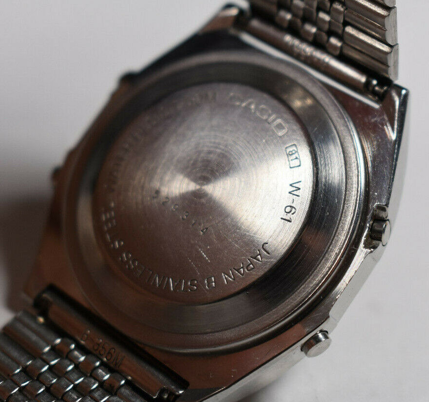 casio カシオ W-61 動作品 1658 ヴィンテージ casio カシオ W-61 動作品 1658 ヴィンテージ