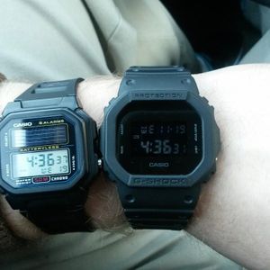 Reduced Near Mint Casio G Shock Dw 5600bb 1 Only 90 Shipped Watchcharts