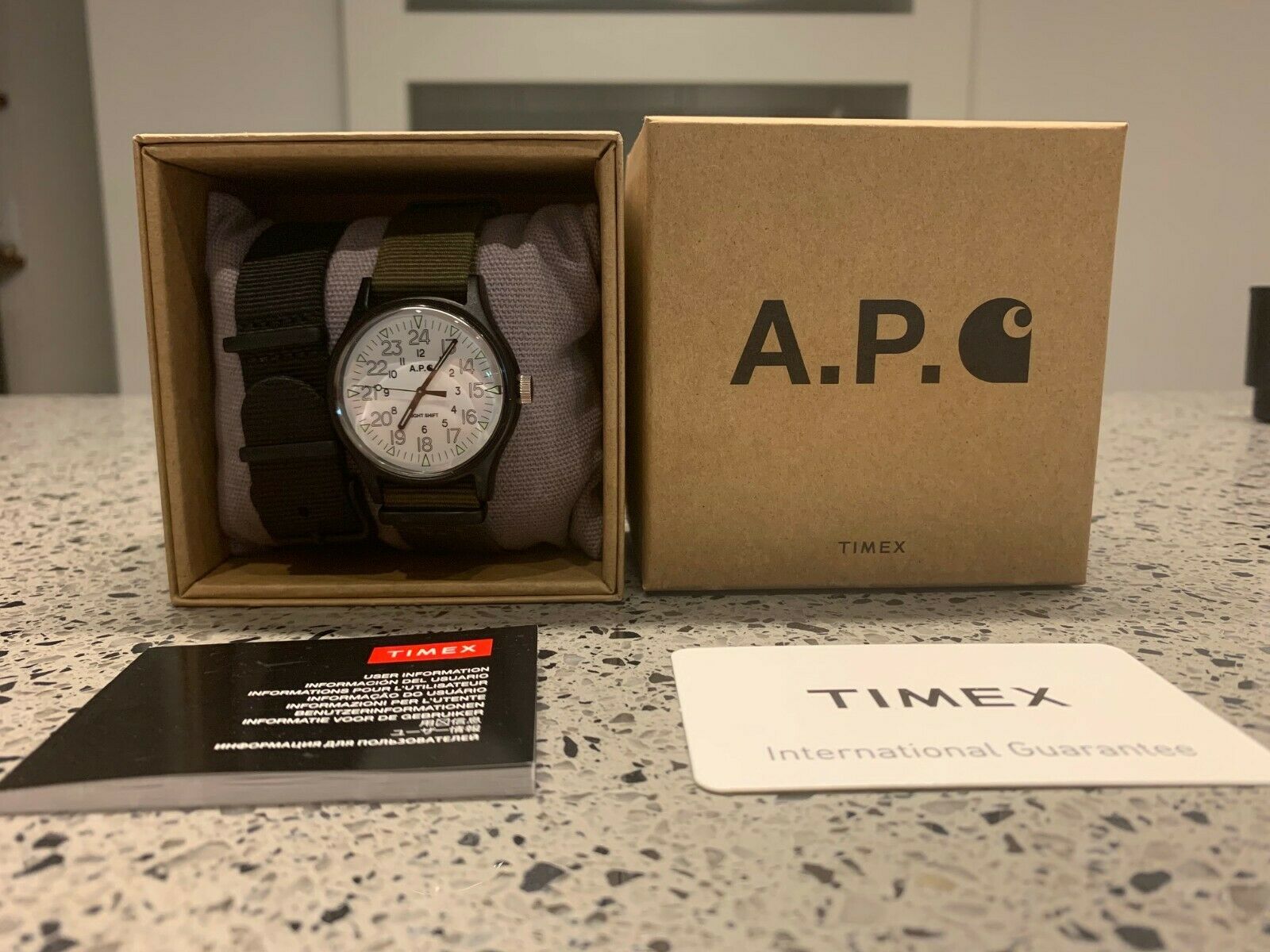 A.P.C.× Carhartt WIP × timex コラボ 時計