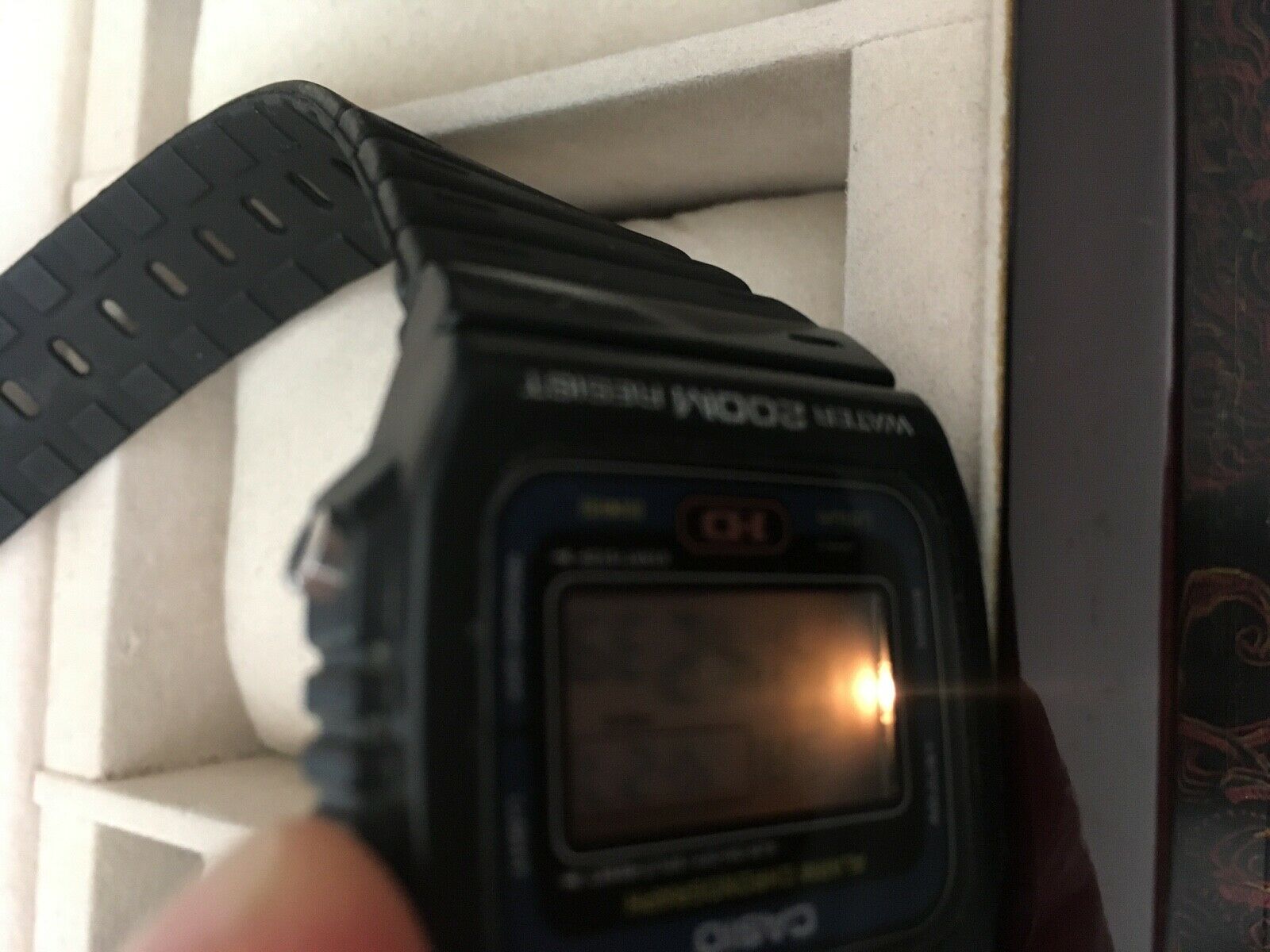 Vintage Casio HD 200m DW-240 Module 690 Alarm Chronograph Watch 