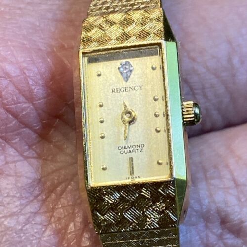 VNTG REGENCY Diamond Quartz Ladies 7110 Gold Tone Watch  display picture 2