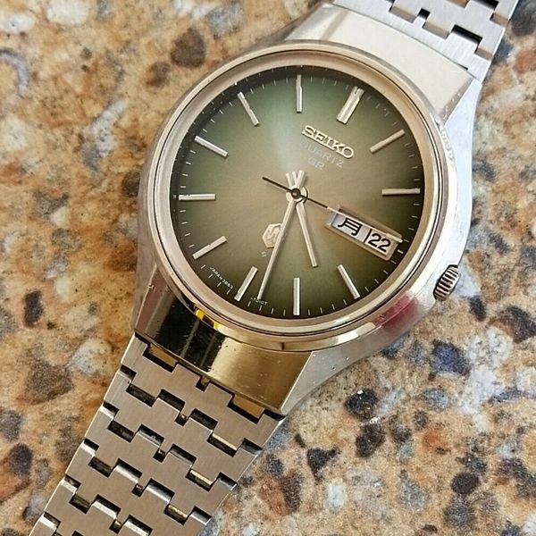 Vintage Seiko Quartz QR JDM 3863 7010 November 1973 Kanji WatchCharts