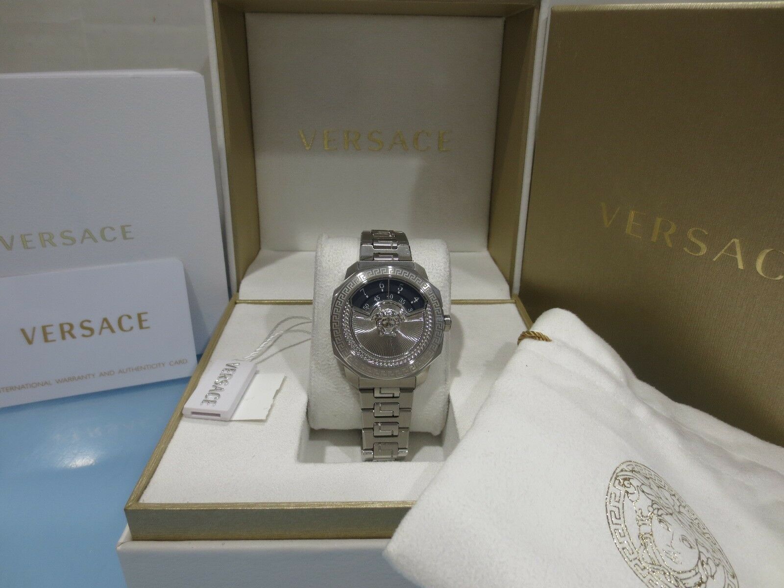 Versace dylos icon clearance watch