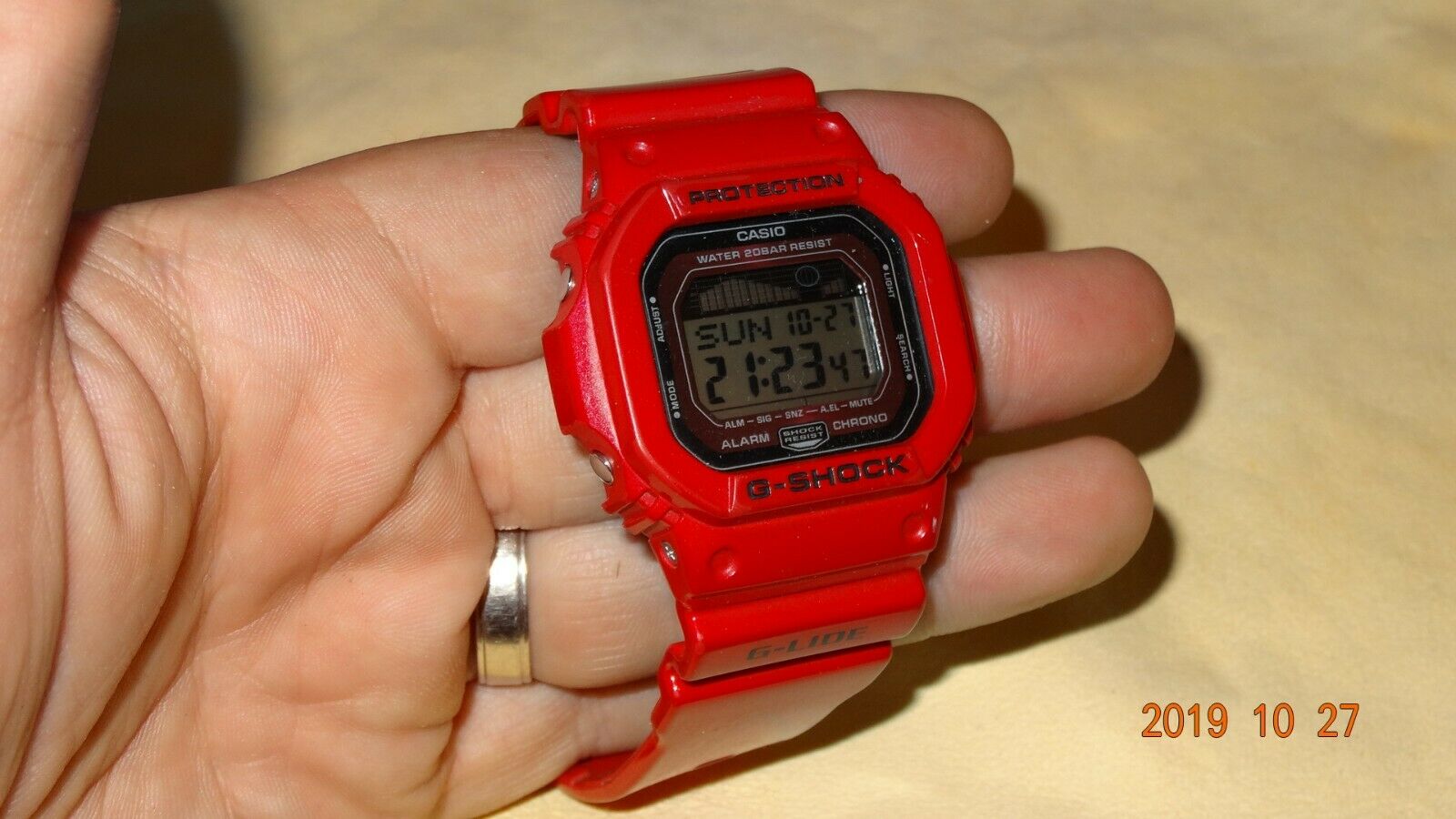g shock glx 5600 red