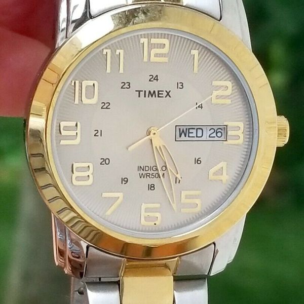 Timex Men's Watch LightUp Dial TwoTone Band, Day/Date, Excellent
