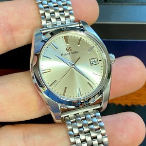 FS - $1,599 Grand Seiko SBGX263 37mm Champagne Dial Watch | WatchCharts