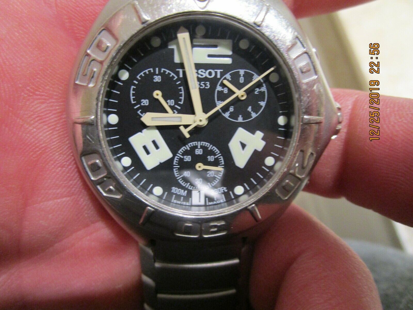 TISSOT S462/562 Quartz Chronograph Men's Watch | WatchCharts
