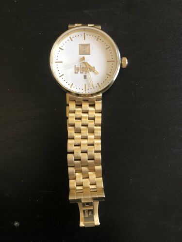 Vestal LuLaRoe Gold Trainer Watch Vestal | Accessories | Gold Lularoe Trainer Watch | Poshmark main image 2