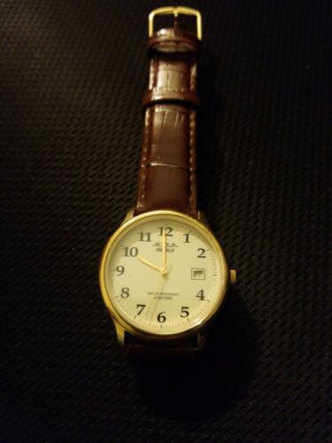 acqua indiglo watch