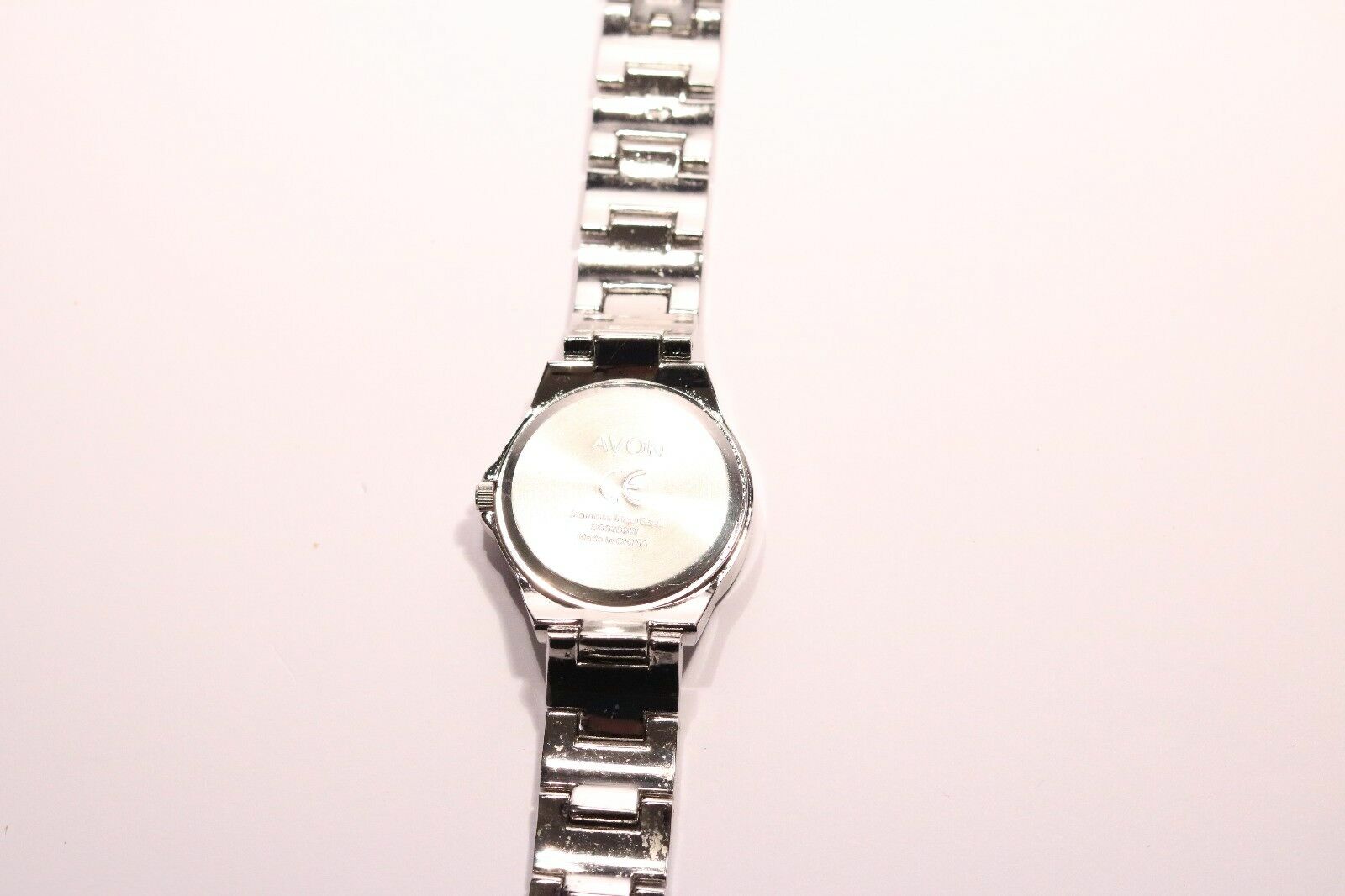 AVON STAINLESS STEEL BACK 2R626SW WATCH MADE CHINA | WatchCharts 