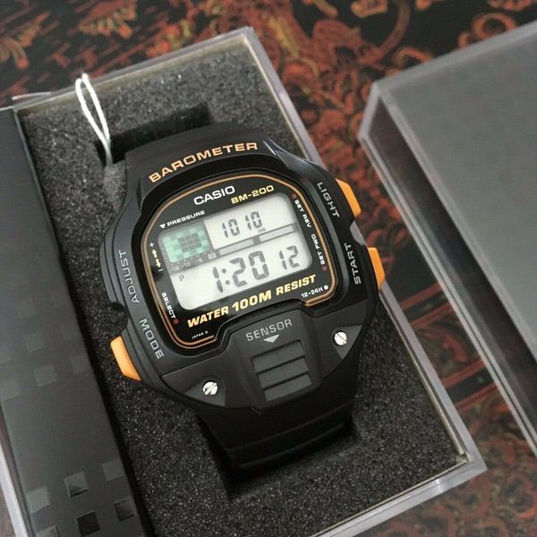 希少 レア casio BM-200 CASIO BM-200W BAROMETER WR 100M VINTAGE DIGITAL WATCH 1992