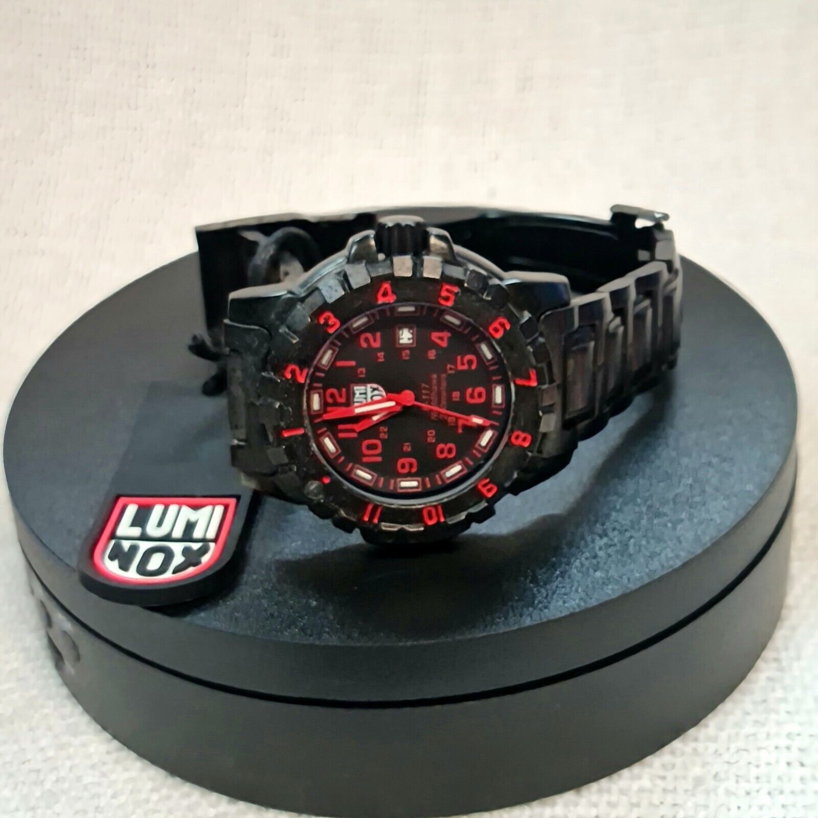 Luminox 6400 F-117 Nighthawk | WatchCharts Marketplace