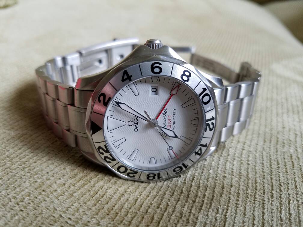 Omega gmt great clearance white