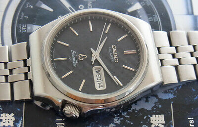 NICE VINTAGE SEIKO SILVER WAVE 7546-802J QUARTZ DIVER JAPAN WATCH